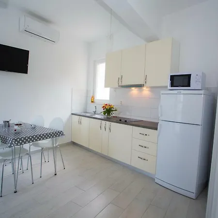 Marijeta Apartamento Krvavica