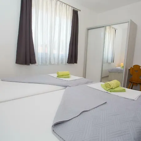 Marijeta Apartamento Krvavica